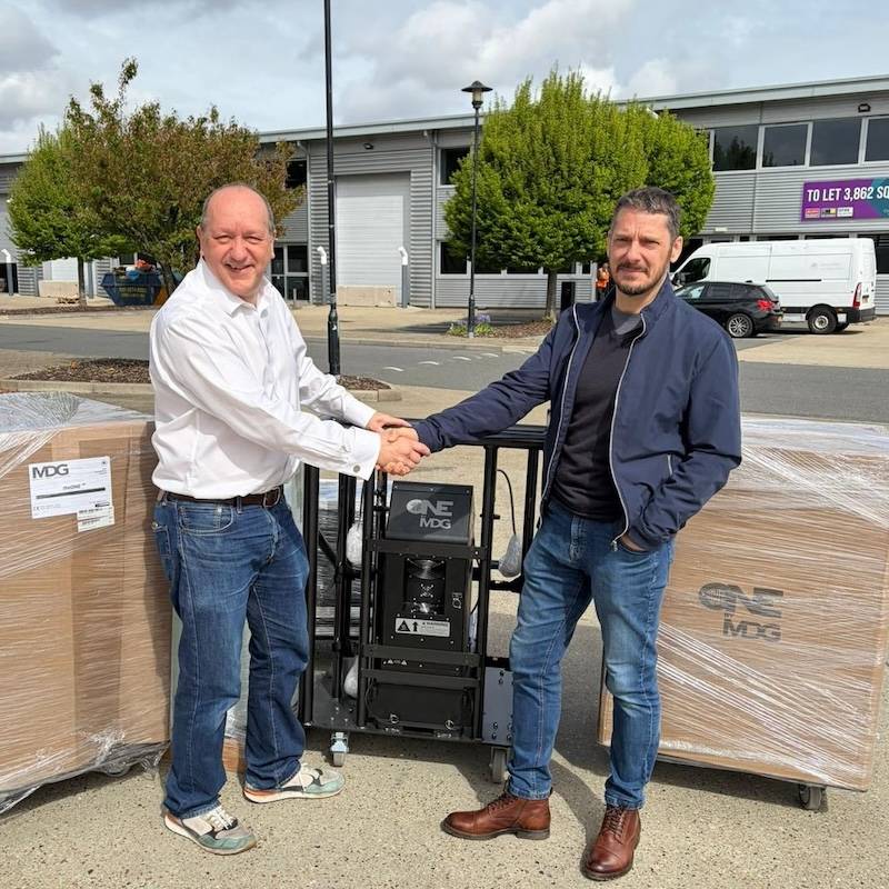 Philip Norfolk, Directeur commercial d'Ambersphere et Matt Wisemen, Directeur des ventes Europe de MDG